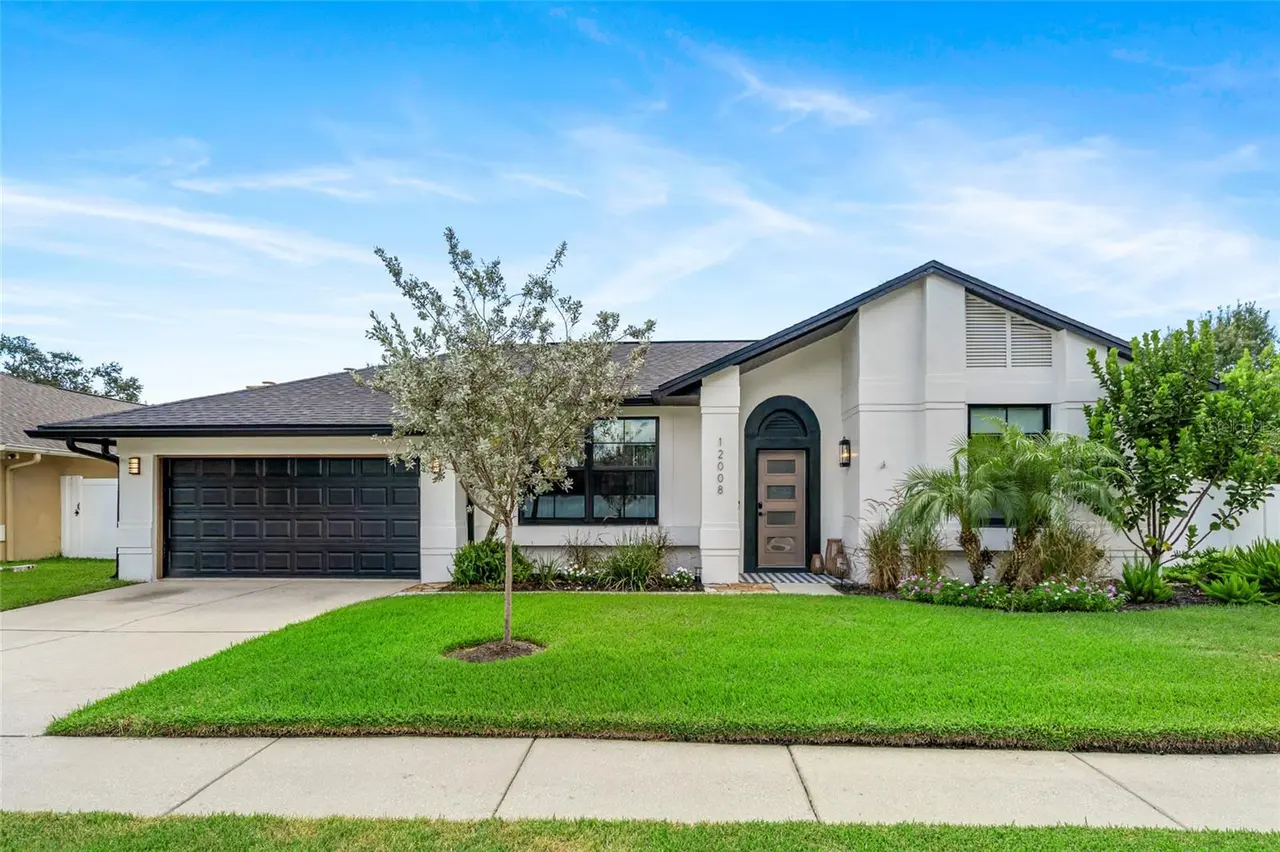 TAMPA, FL 33635 | 4 beds| 2 baths| $649,000